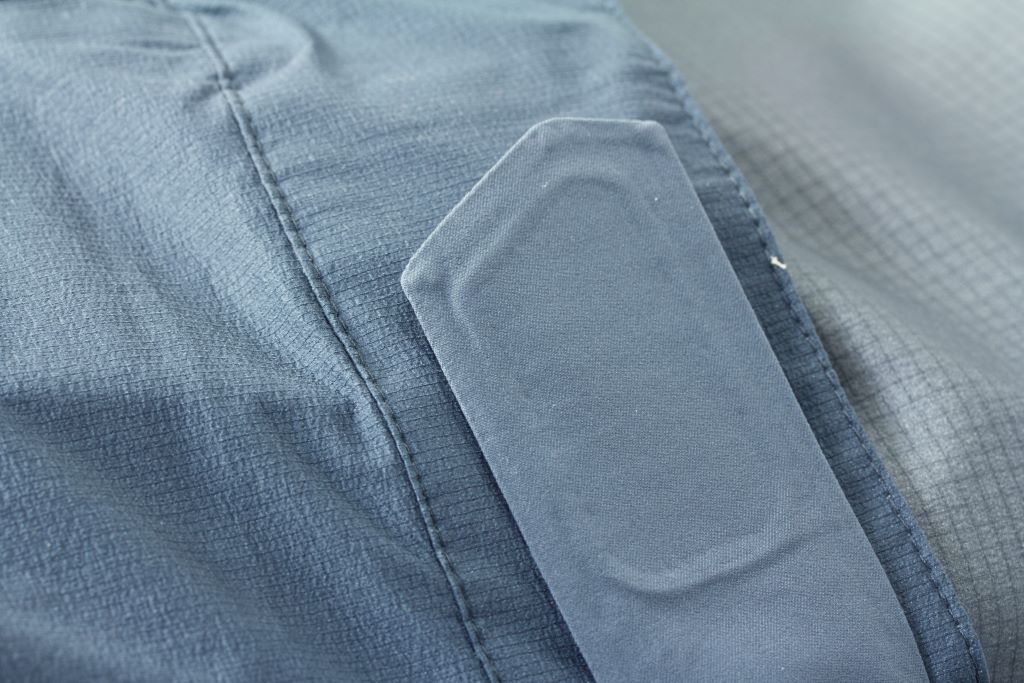 Bonded stiff half belt